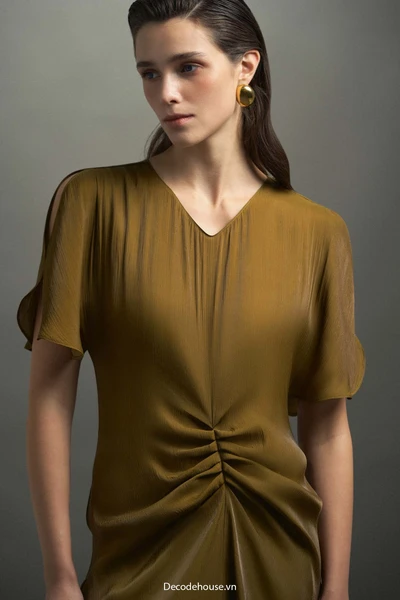 Đầm dự tiệc: BERTHE DRESS (đầm xếp ly eo, ánh kim vàng olive, may đo)